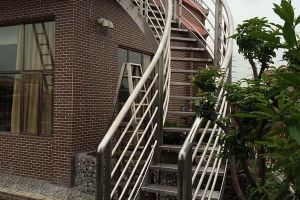 廣州獅嶺鈑金加工廠，【恒宇泰金屬】關(guān)注網(wǎng)絡(luò)輕鋼別墅騙局