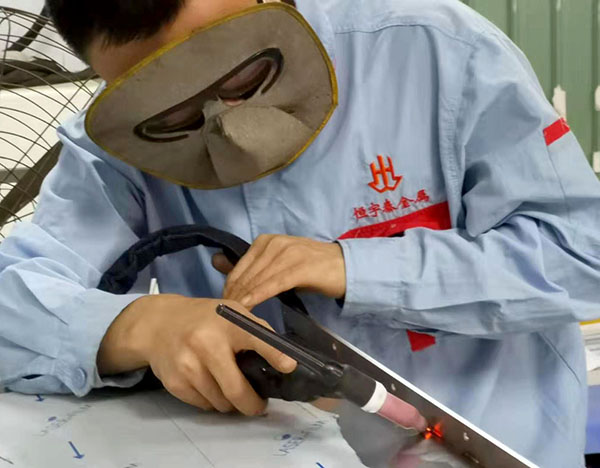 不銹鋼精密焊接加工廠 不銹鋼精密焊接加工廠