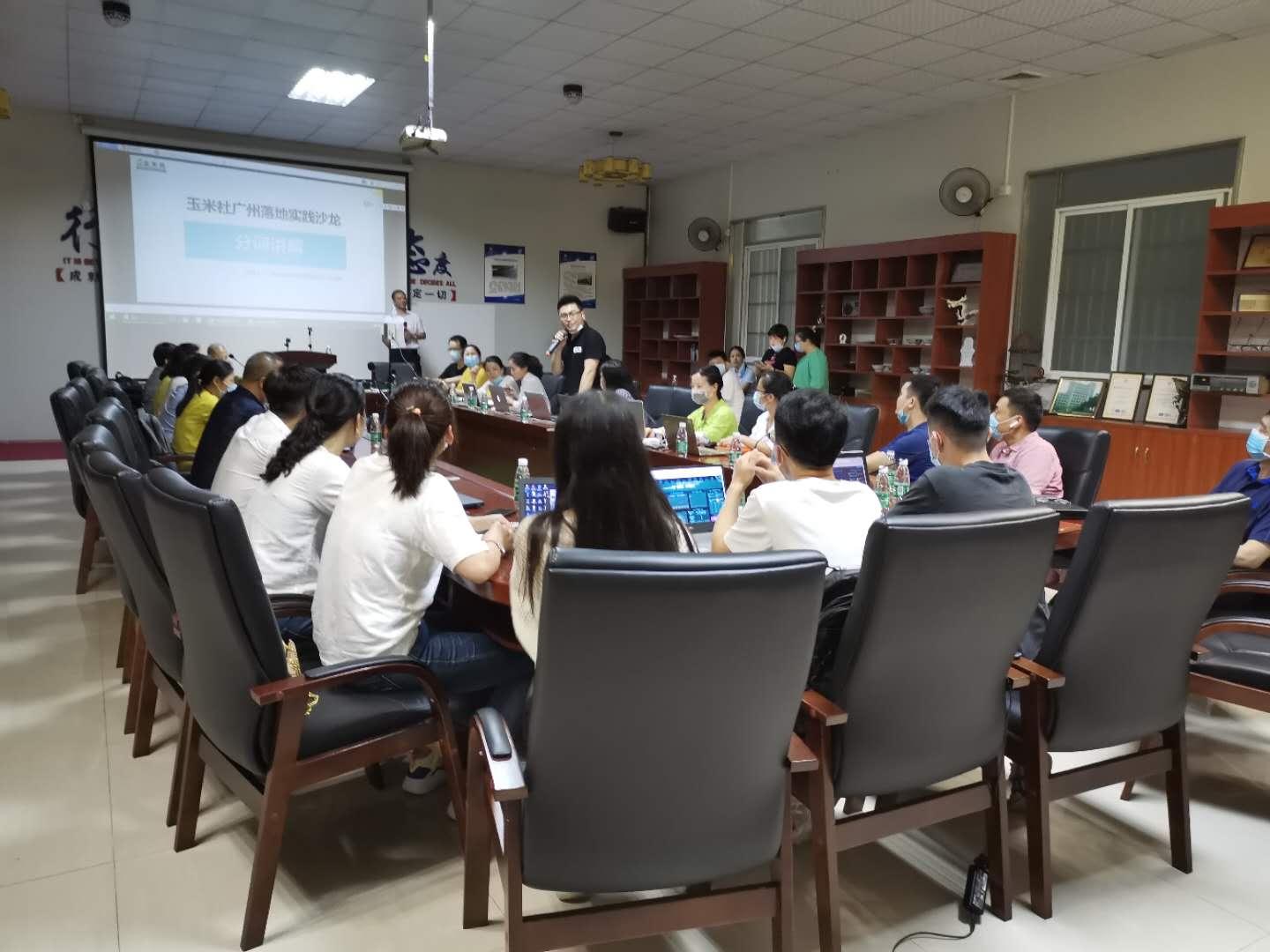 不銹鋼鈑金外殼加工廠 不銹鋼鈑金外殼加工廠