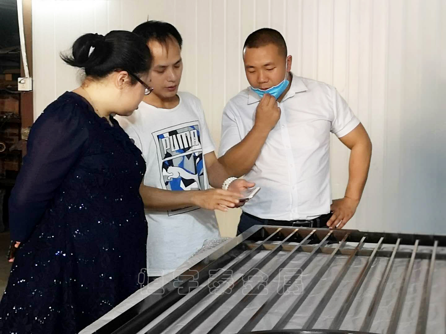 鏤空不銹鋼屏風(fēng)加工