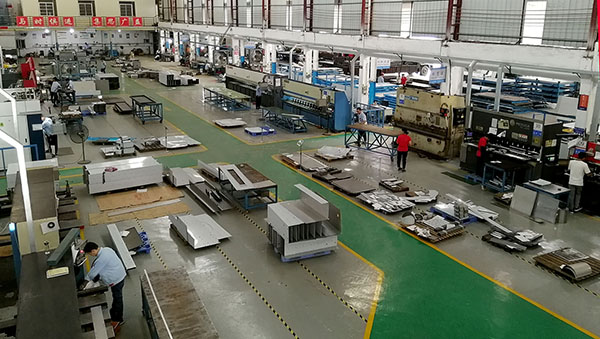 鈑金加工安全生產(chǎn)的注意事項(xiàng)