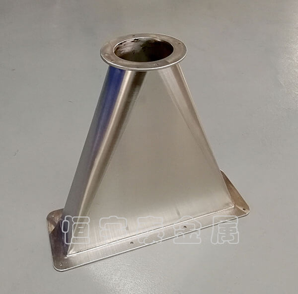 不銹鋼加工的材料出現(xiàn)點(diǎn)蝕現(xiàn)象的原因