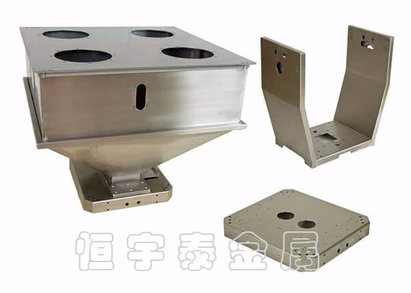 不銹鋼行業(yè)在交通運(yùn)輸中的應(yīng)用多嗎