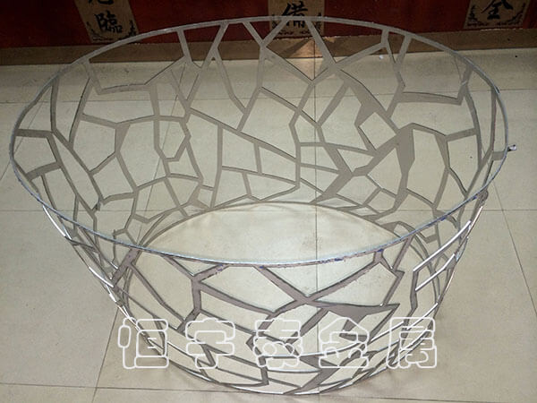 將激光加工應用于鈑金加工行業(yè)中